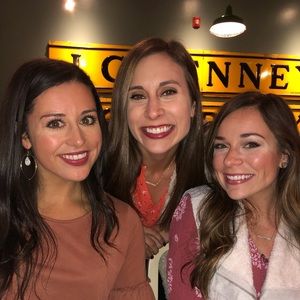 Meet your Posher, Caroline